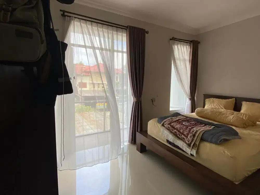 RUMAH PONDOK HIJAU SIAP HUNI BANDUNG, FULL FURNISHED, TERAWAT, LINGKUNGAN TENANG