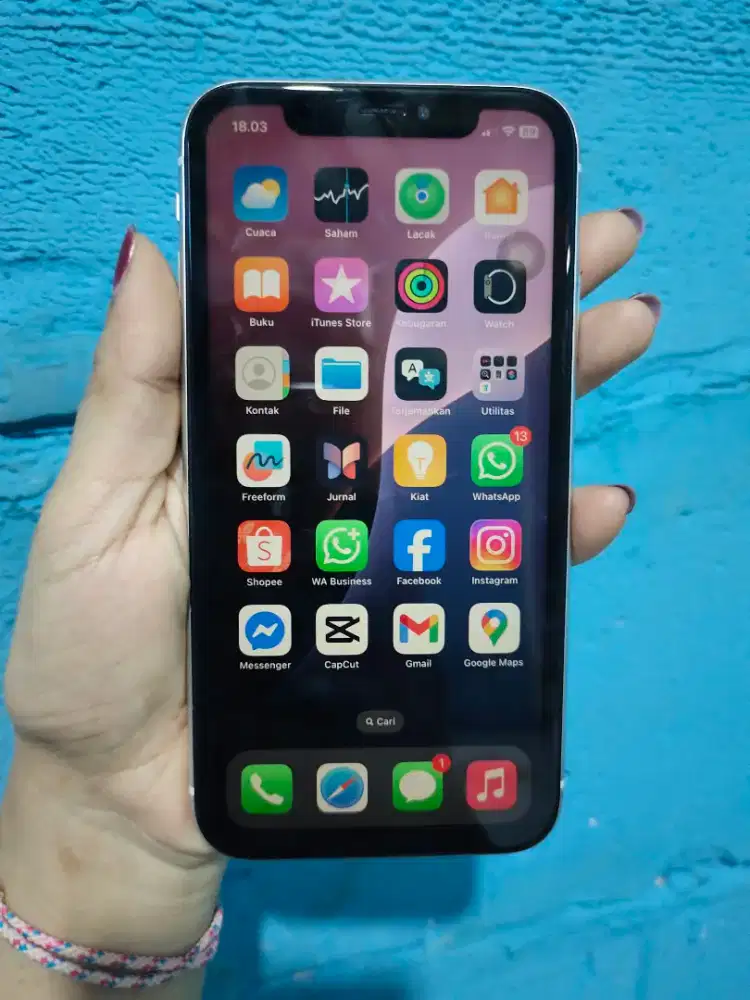 iPhone xr 128 gb ex inter good condition