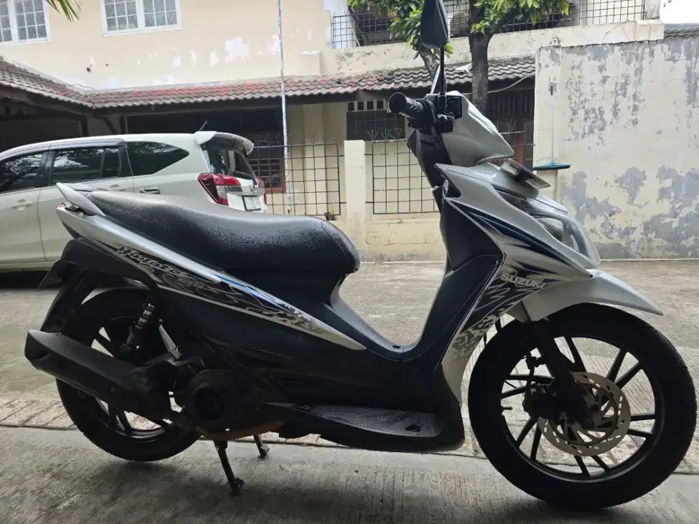 SUZUKI HAYATE 125 PUTIH