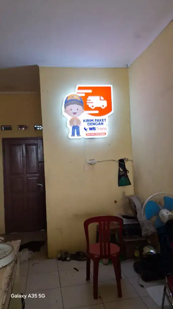 Neonbox bentuk free disain