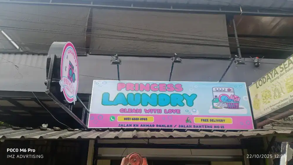 Billborad papan nama neonbox