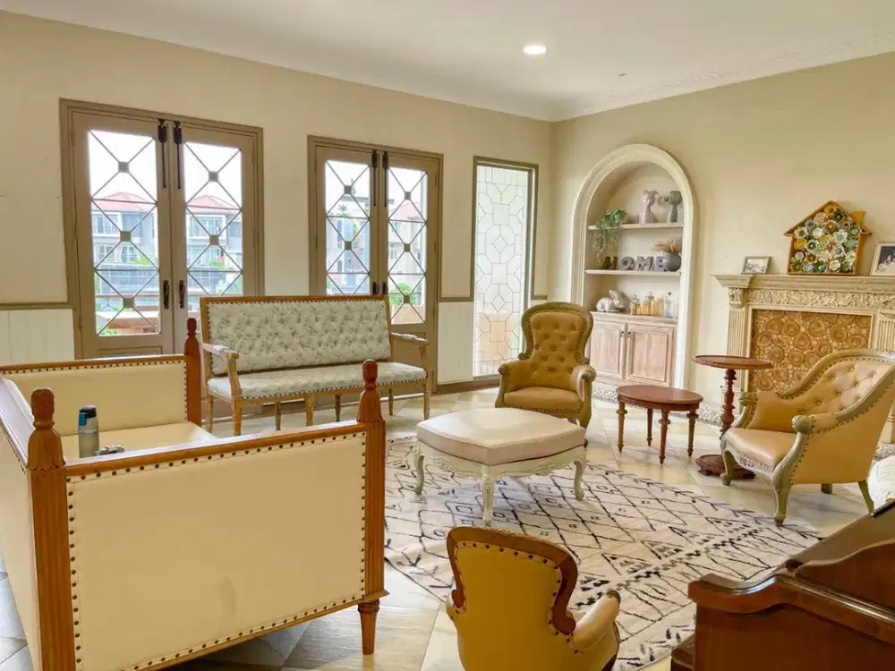 Rumah Modern Hadap Danau Konsep Meditaranian Kota Baru Parahyangan