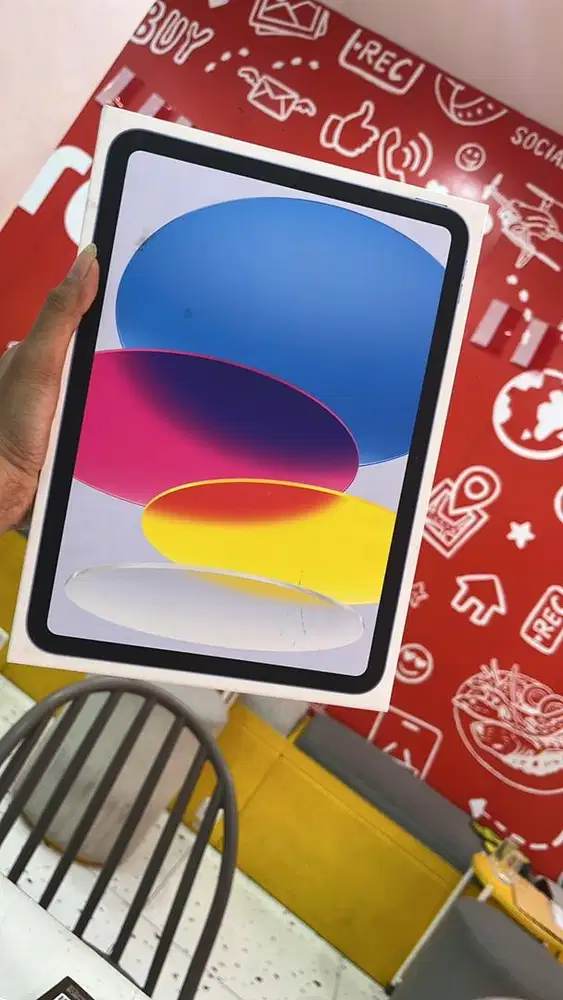 Apple ipad A16 promo