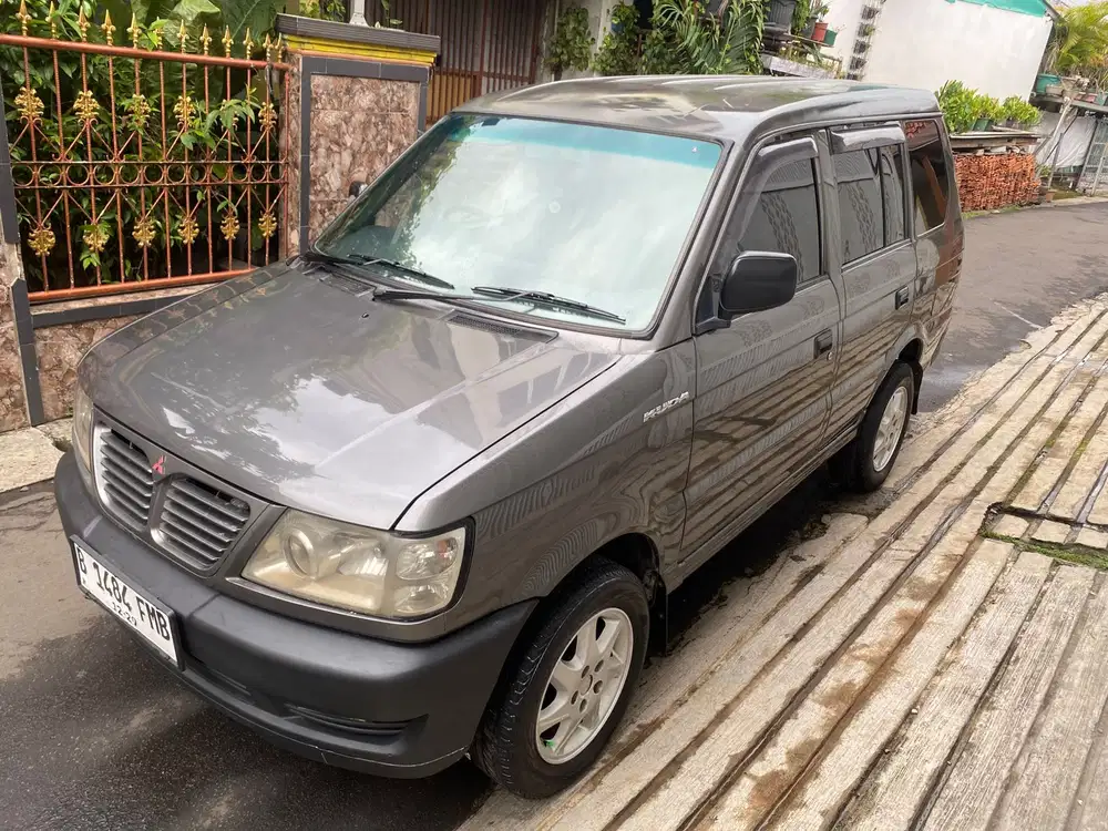 Mitsubishi Kuda GLX 1.6 TH 2003