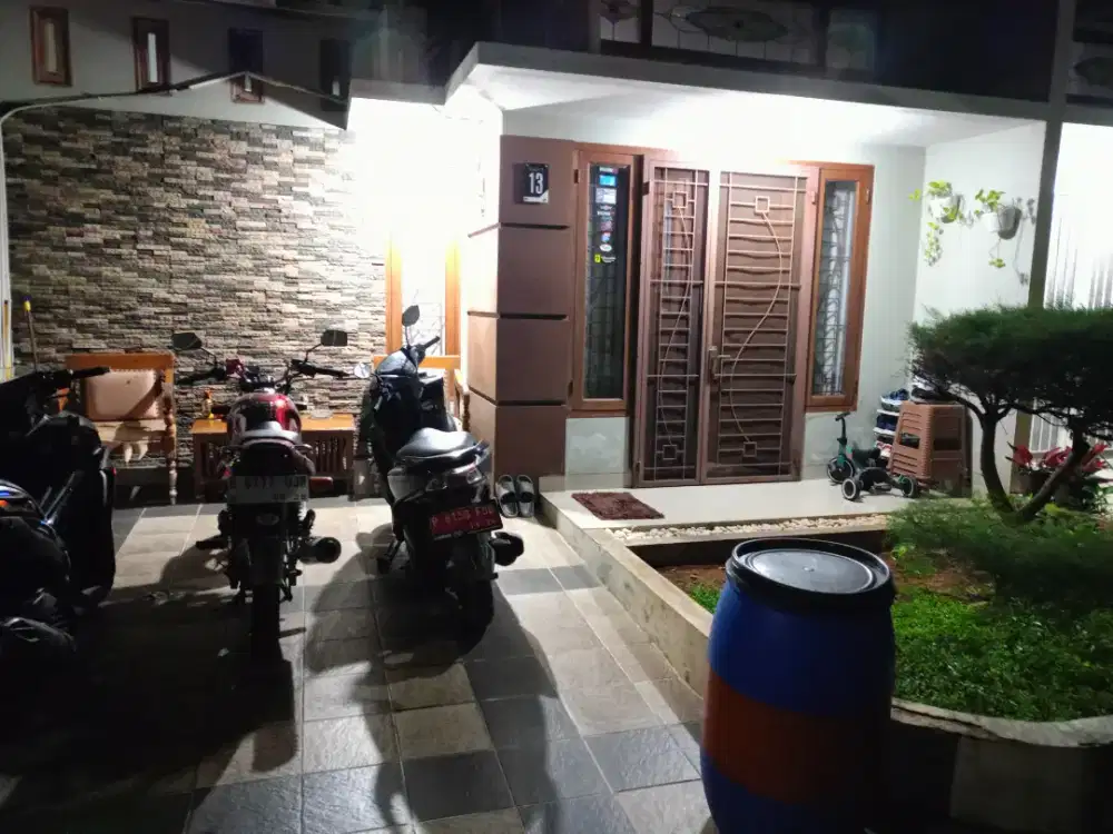Di jual rumah  cluster dekat gerbang tol grandwisata