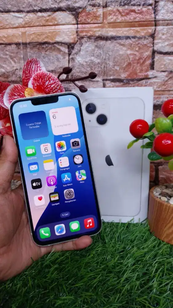 Iphone 13 ibox 128 resmi. Siap pakai