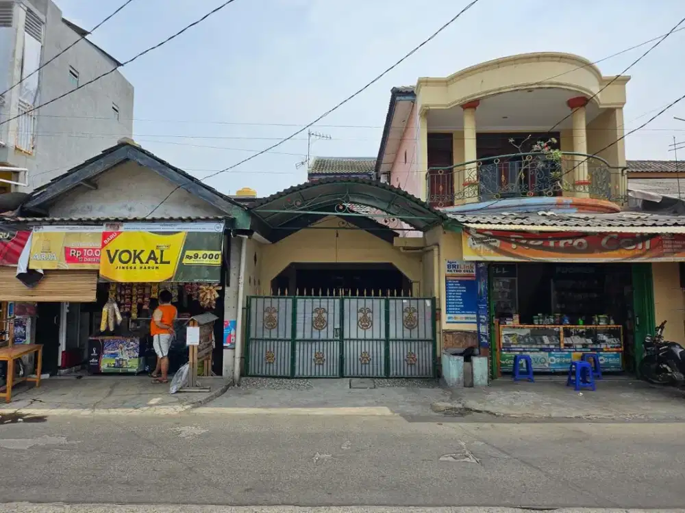 Dijual Rumah 1,5 Lantai dengan Ruang Usaha di Harapan Jaya, Bekasi
