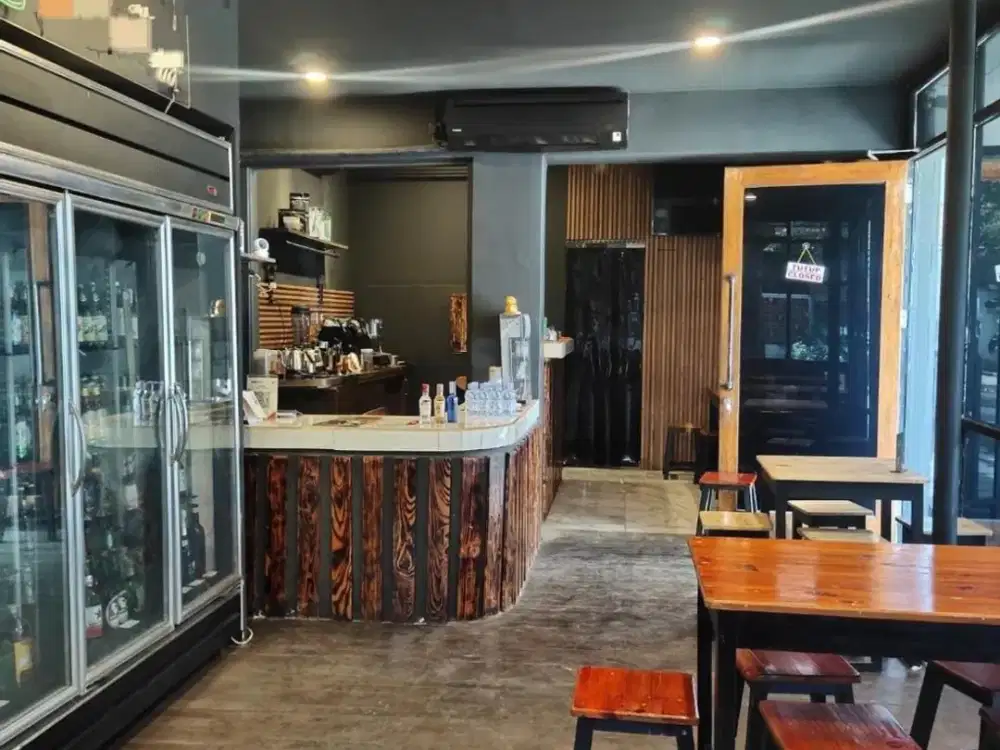 Ruang usaha Multi tenant  Sayap Riau Bandung