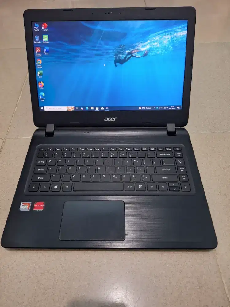 Bismillah dijual laptop acer a9 ram 8gb siap pakai baterai oke