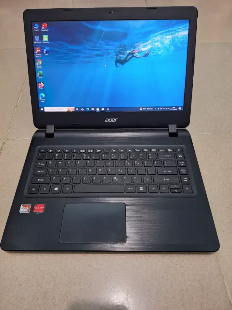 Bismillah dijual laptop acer a9 ram 8gb siap pakai baterai oke
