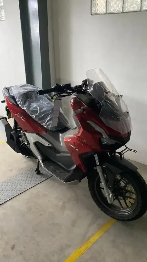 HONDA ADV 160 CBS MERAH