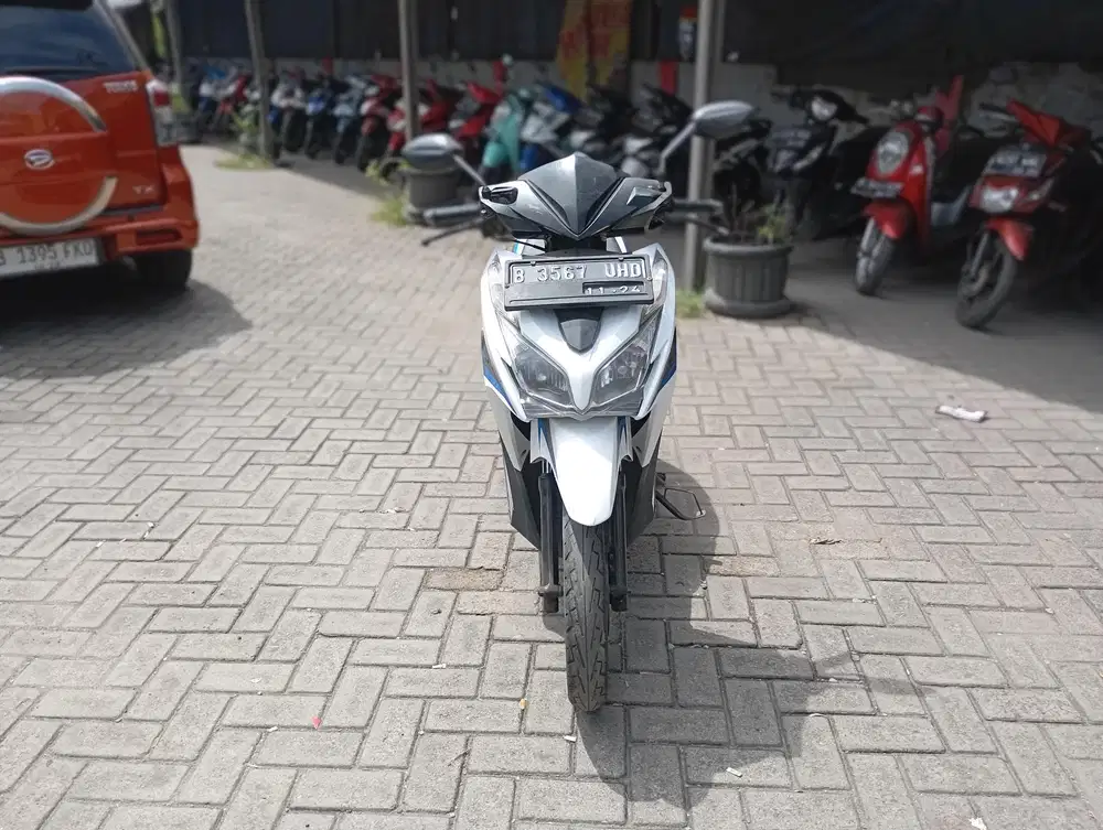 [PROMO NOV] Honda Vario 125 Techno Tahun 2014 Surat Komplit