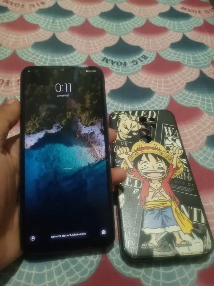 Redmi 9 4+1/64 + charger