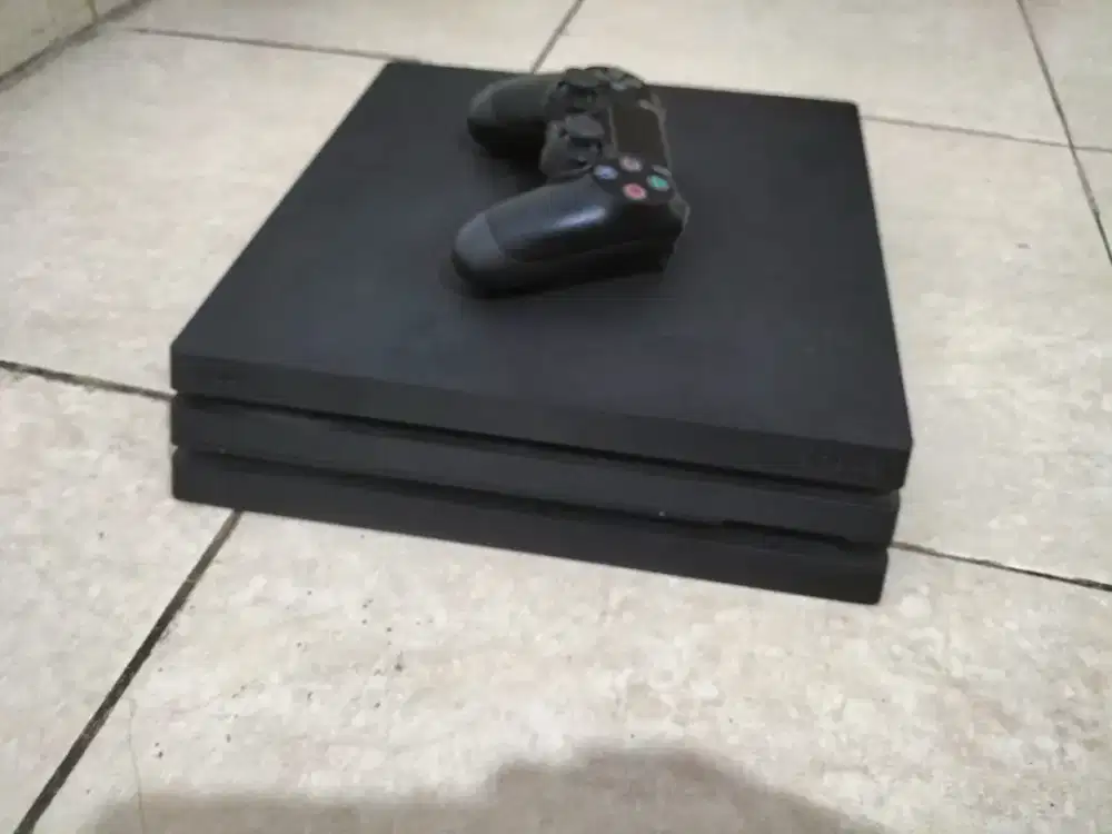 PS 4 Pro 500 GB