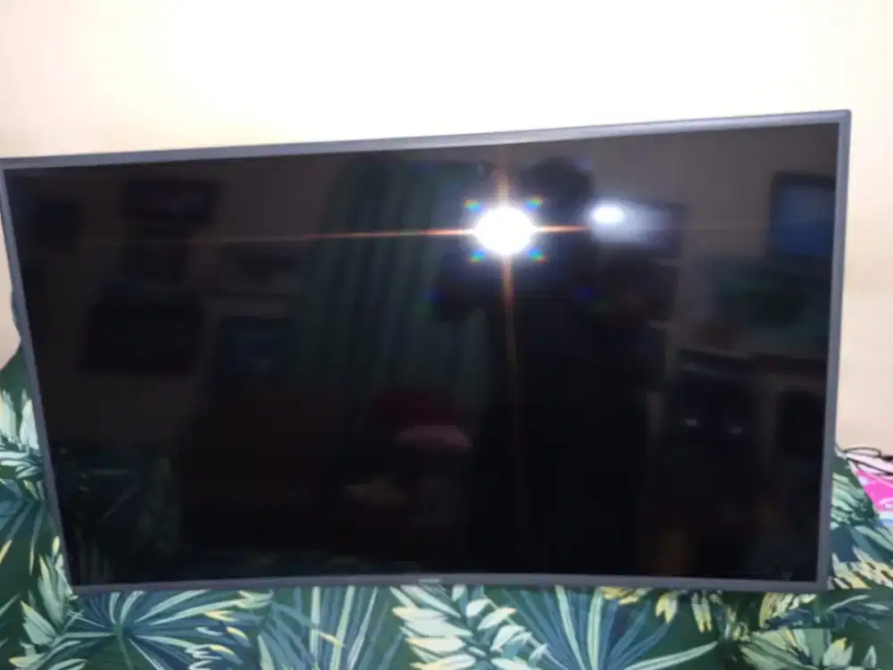 Samsung SMART TV 49 INCH MODEL UA49M6300AK