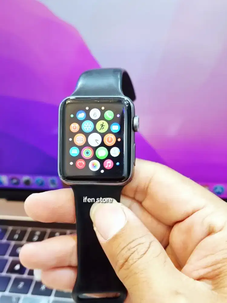 Apple Watch Series 3 42mm Mulus Normal