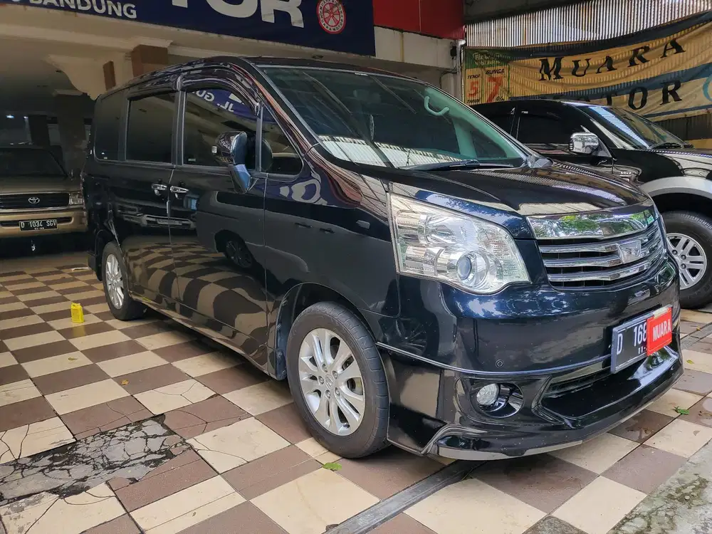 TOYOTA NAV 1 LIMITED 2015