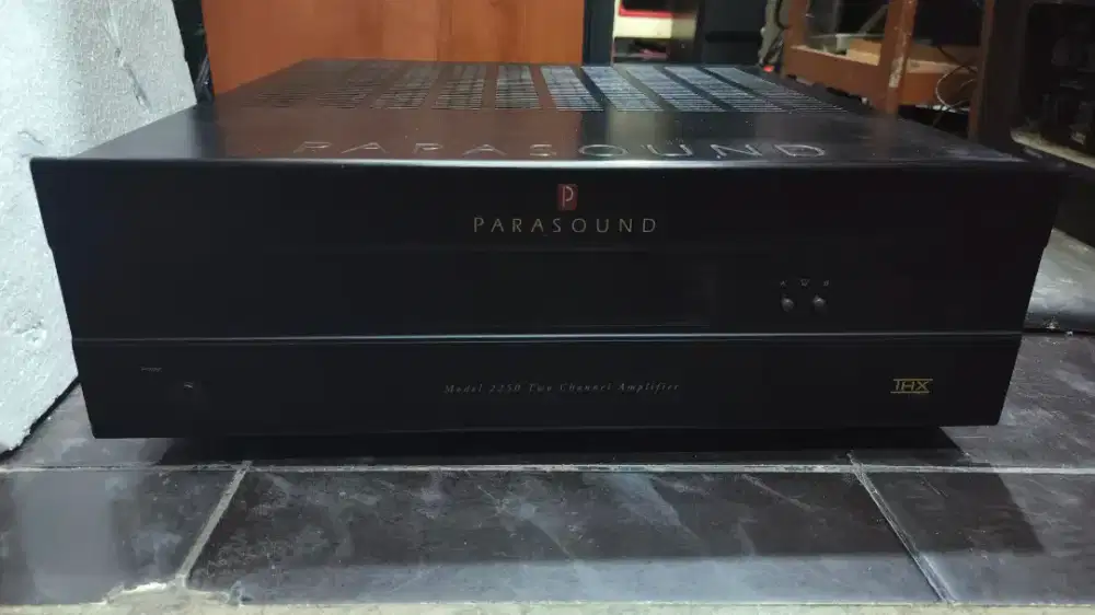 Parasound - 2250 Two Channel Power Amplifier