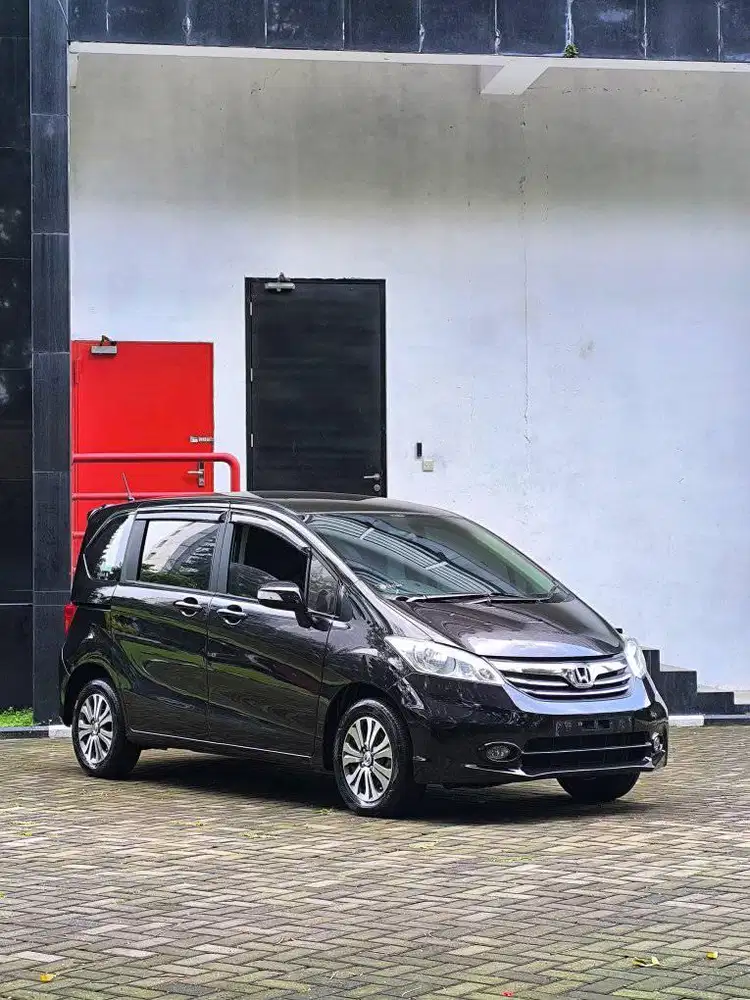 HONDA FREED PSD 1.5 AT 2013 FACELIFT