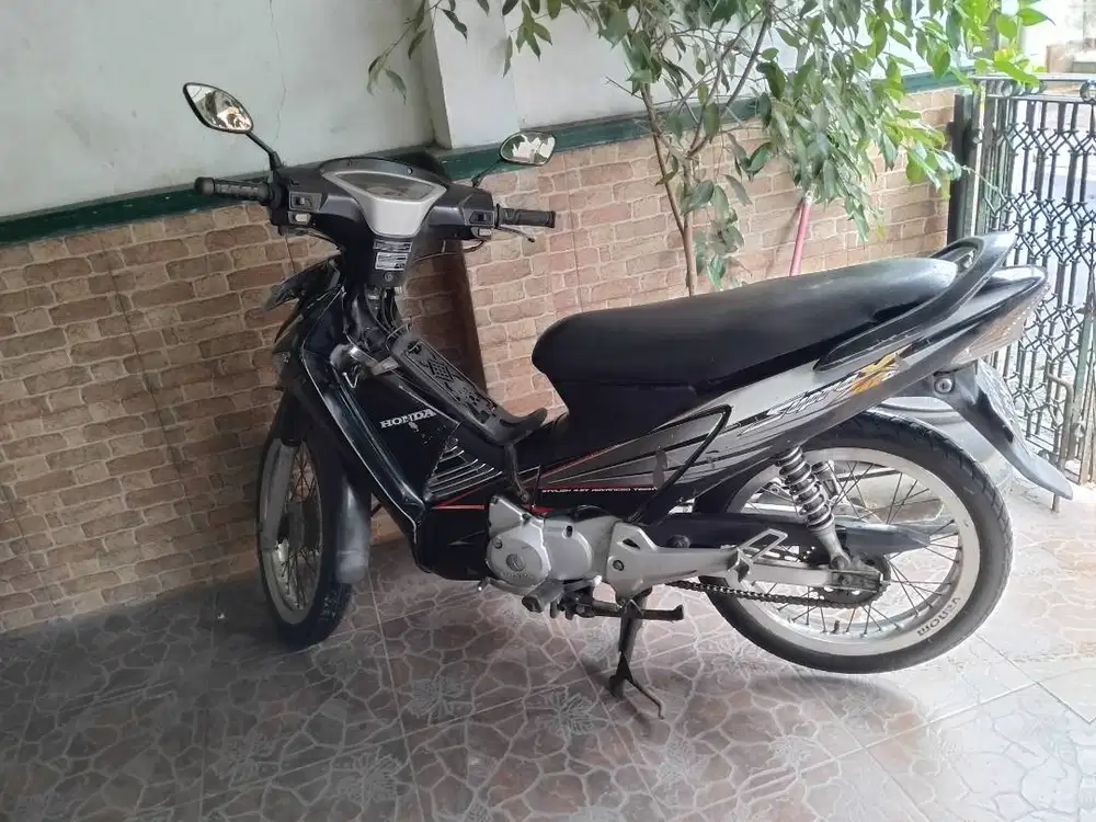 Jadul Motorcycle Supra X 125