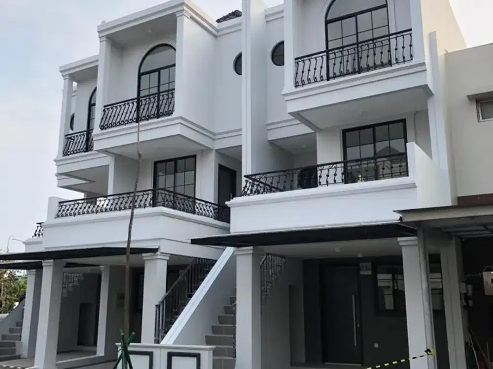 Dijual Rumah Cluster Concerto PIK 2Lt Uk 5x15 m² at Jakarta Utara