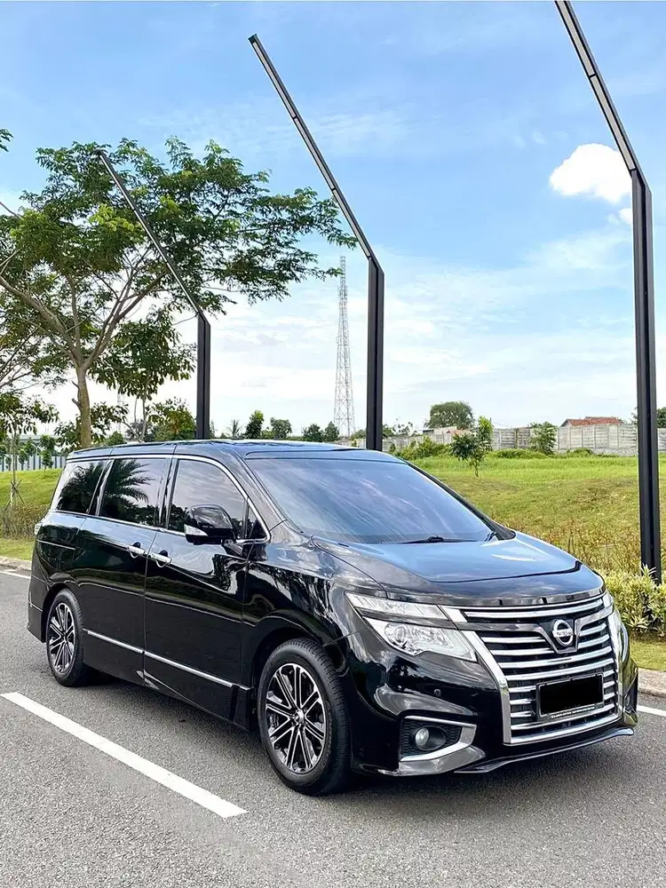 BERKUALITAS! Nissal Elgrand 2.5 HWS A/T 2014