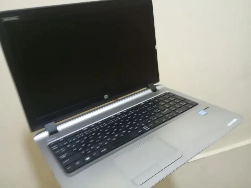 Intel core i5-6300U Hp 450 G3