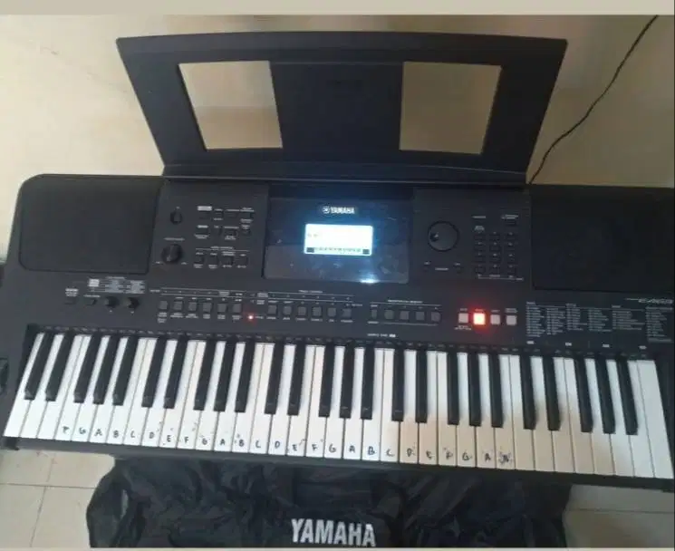 Keyboard Yamaha PSR e463
