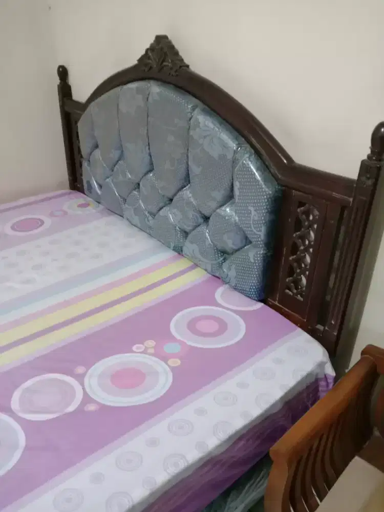 Jual cepat kasur springbed+risbang masih bagus