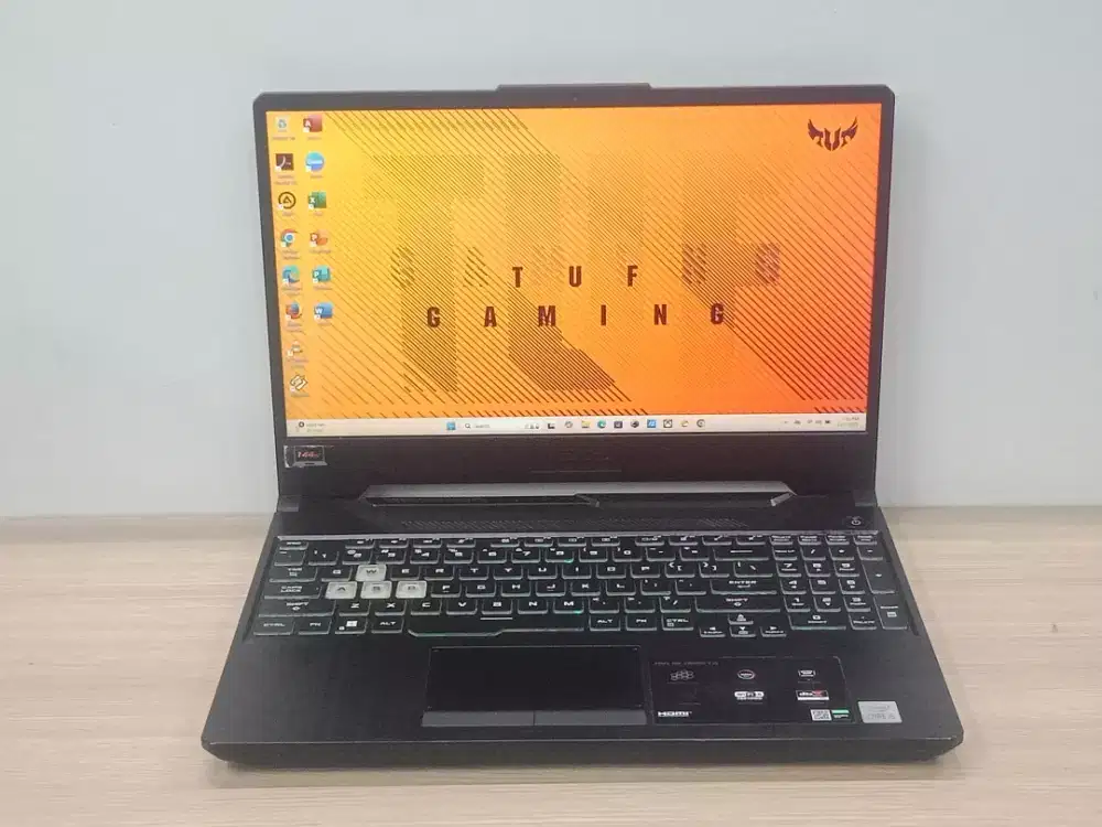 Asus tuf fx506lh | Core i5-10300h
|GTX 1650
| Ram 8Gb | Ssd 512