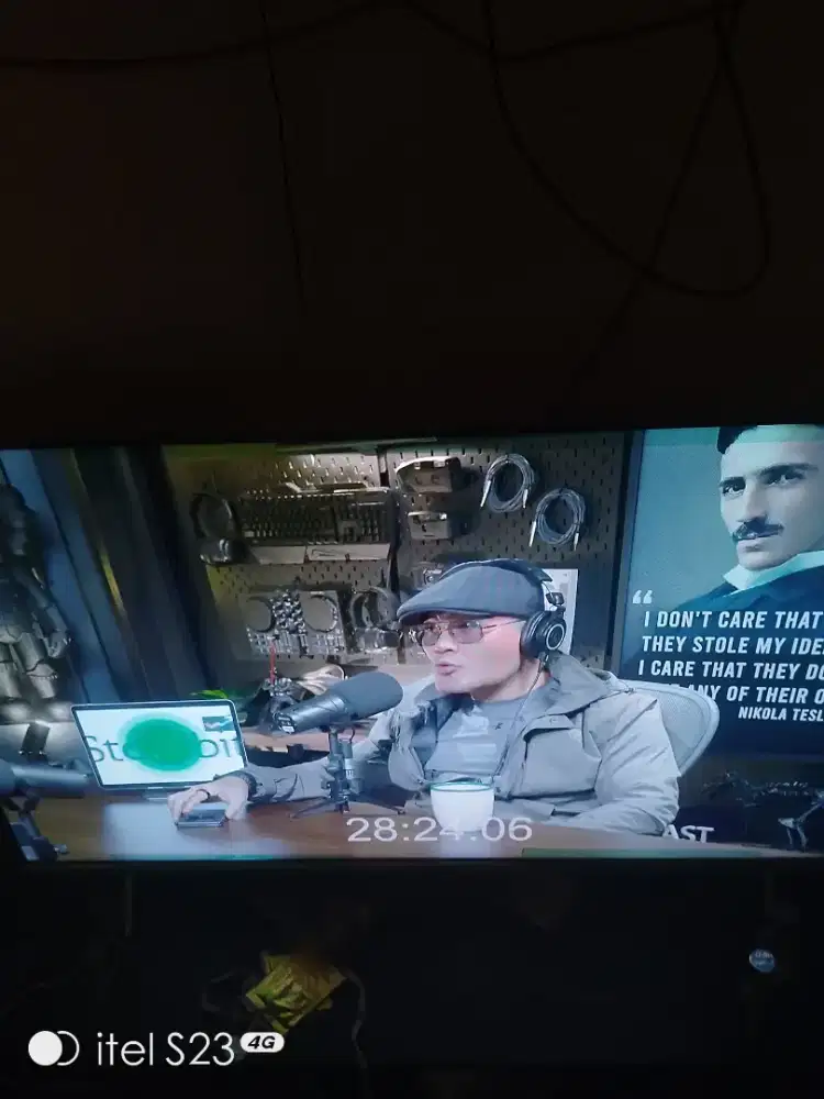 Coocaa smart tv 40inc + STB