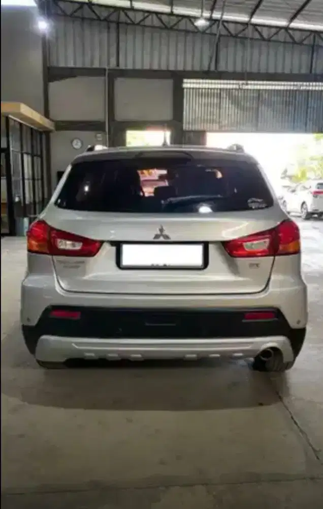 Di Jual Mitsubishi Outlander sport type PX (tertinggi)