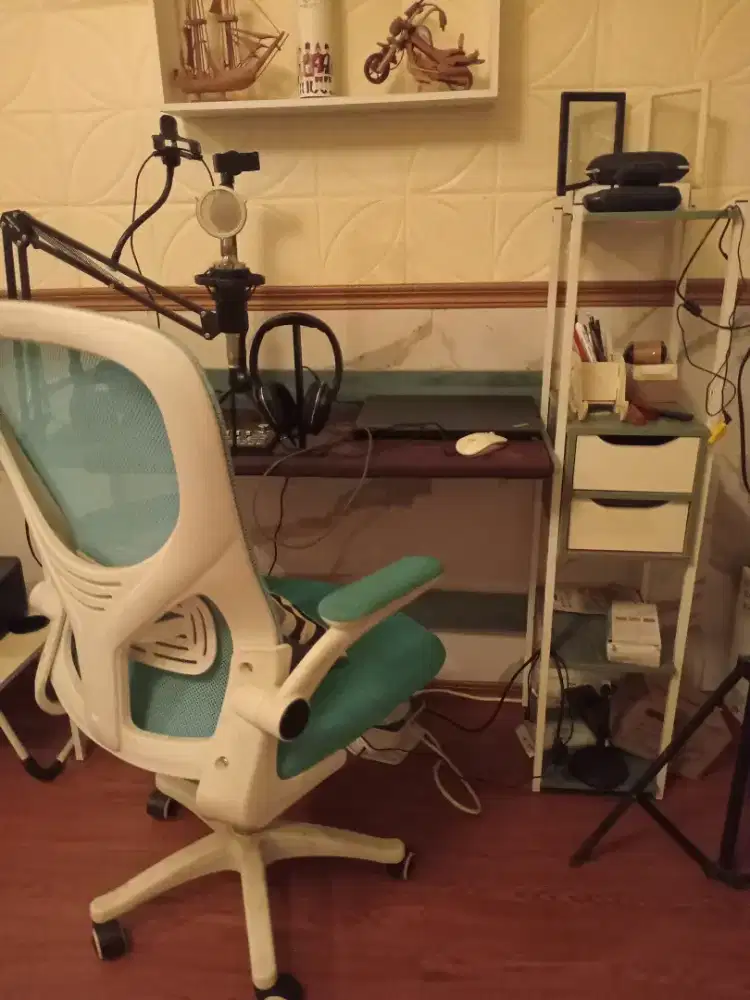 Meja & kursi kerja /belajar