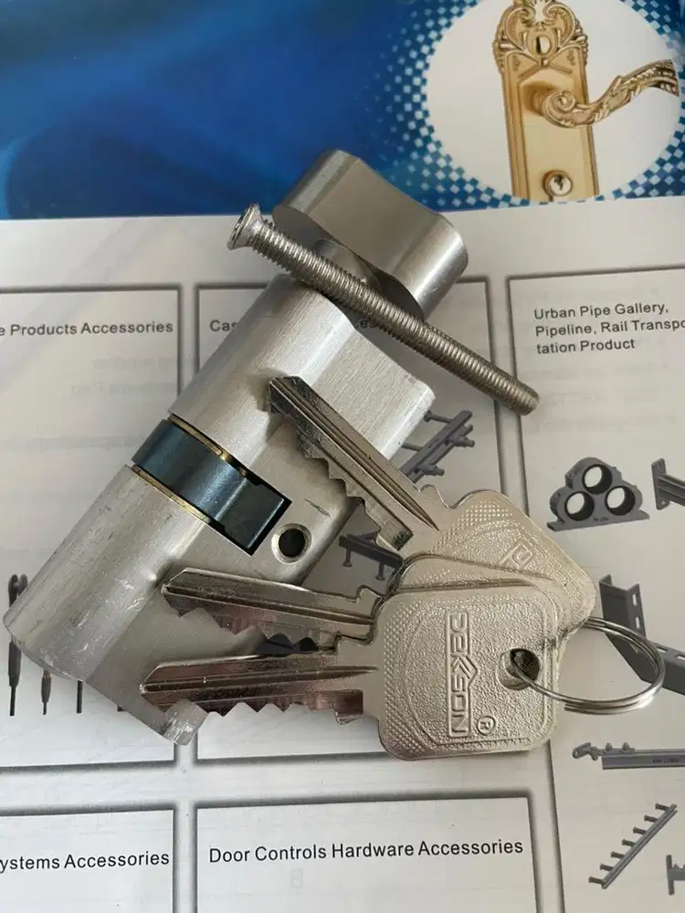 Kunci cylinder km putar