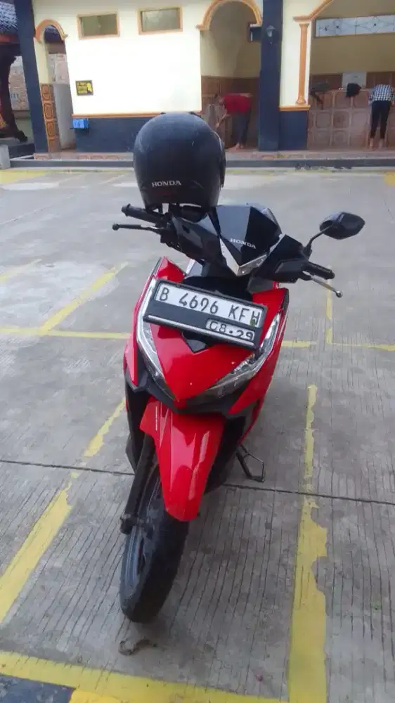 Jual motor Vario 125 cc tahun 2017