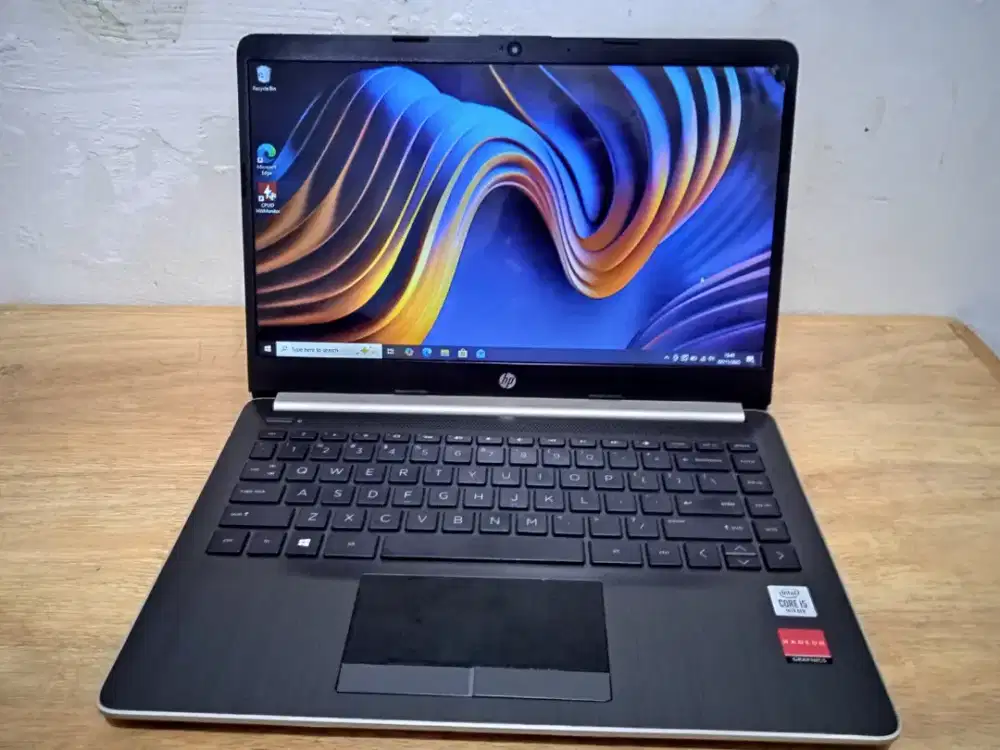 HP 14s- cf2xxx
* Intel Core i5-10210U Ram 8 GB SSD 256 GB