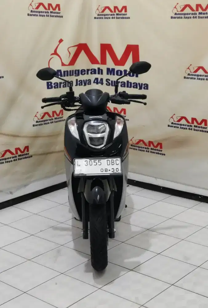 Km 400 Honda Genio CBS Tahun 2025 Warna Hitam