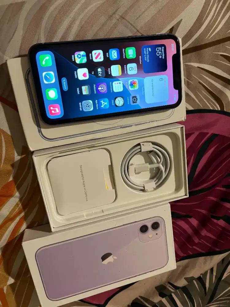 Iphone 11 128gb ungu sekalii