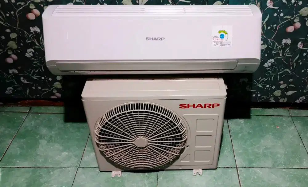 Ac Sharp 1/2 pk, low watt, type terbaru.