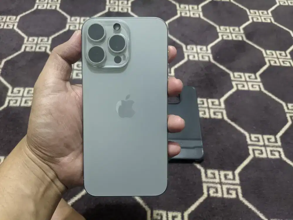 iPhone 15 Pro Max Batangan ( iBox )