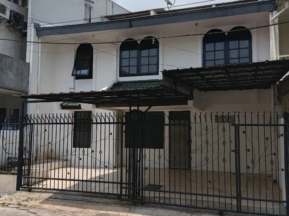 DISEWA RUMAH PERMATA BIRU KELAPA GADING UKU 9X15 RAP 2 LTI STRATEGIS KOSONGAN