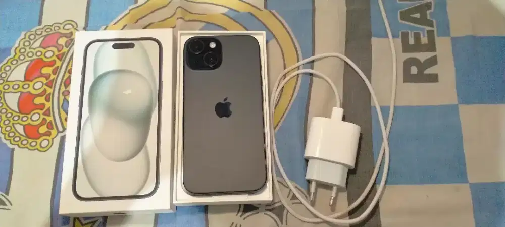 Iphone 15 black 128 Ibox Mulus 99%