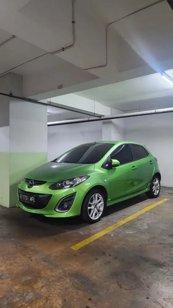 MAZDA 2 R MANUAL 2011 Bensin MULUS