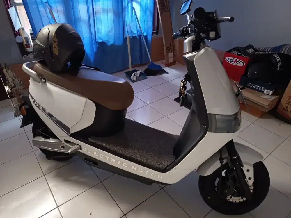 Jual Motor, TV dan Kulkas