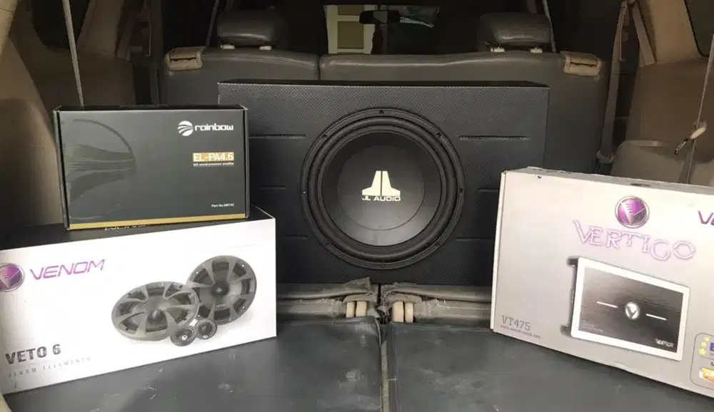 Dijual paket audio mobil Venom,Rainbow,JL audio