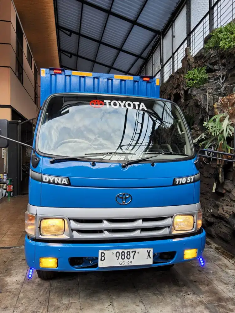 TOYOTA DYNA FULL ORI ISTIMEWA EX MUATAN RINGAN