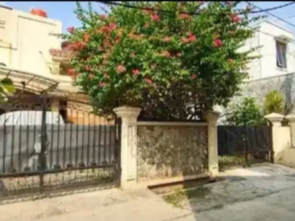 JUAL CEPAT RUMAH MEWAH DI KOMPLEK JATIWARINGIN ASRI