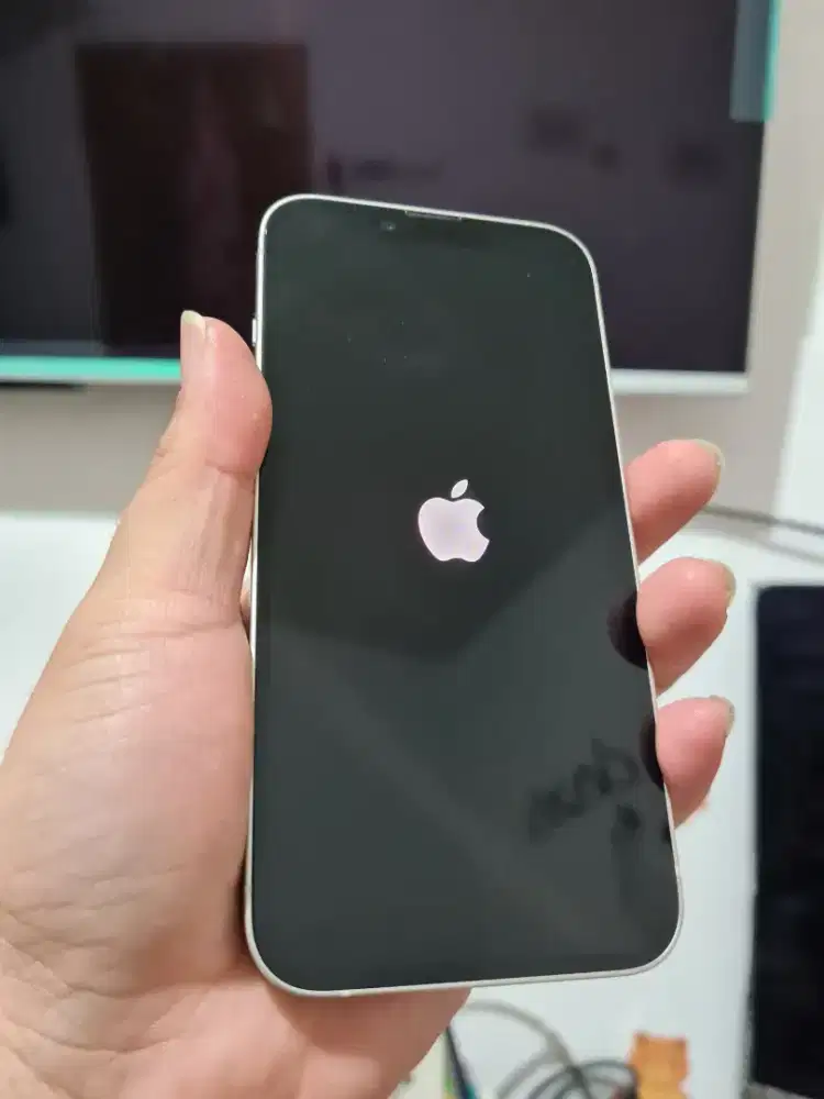 Iphone 14 128gb resmi Ibox Istimewa