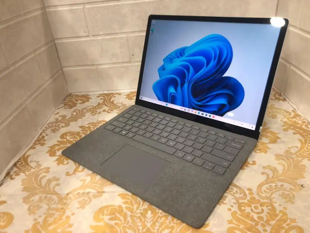 Microsoft Surface Laptop 2 Core i5 Gen8