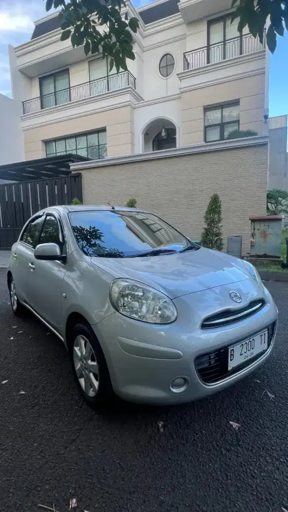 Nissan March Silver Matic 2011 Pajak Panjang